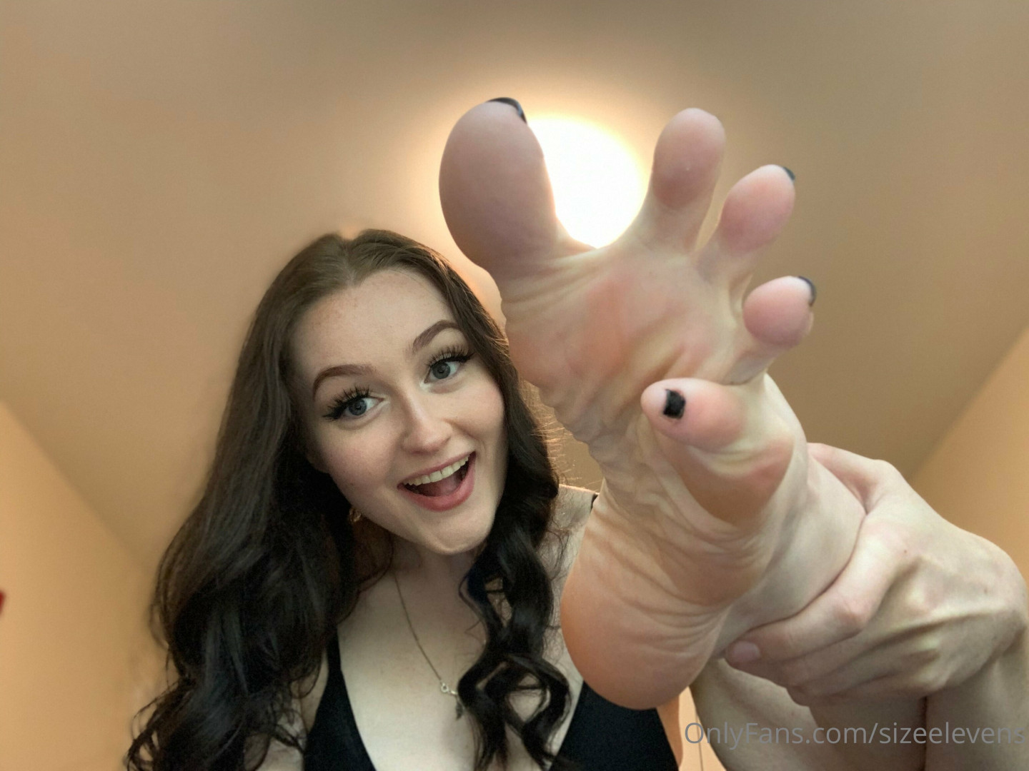 Photo by sizeelevens published on May 17,2023 23:34:59 - BestThots