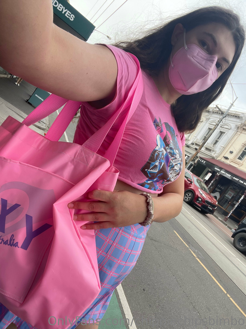 Photo by chippiechipsbimbo published on May 29,2023 02:35:57 - BestThots