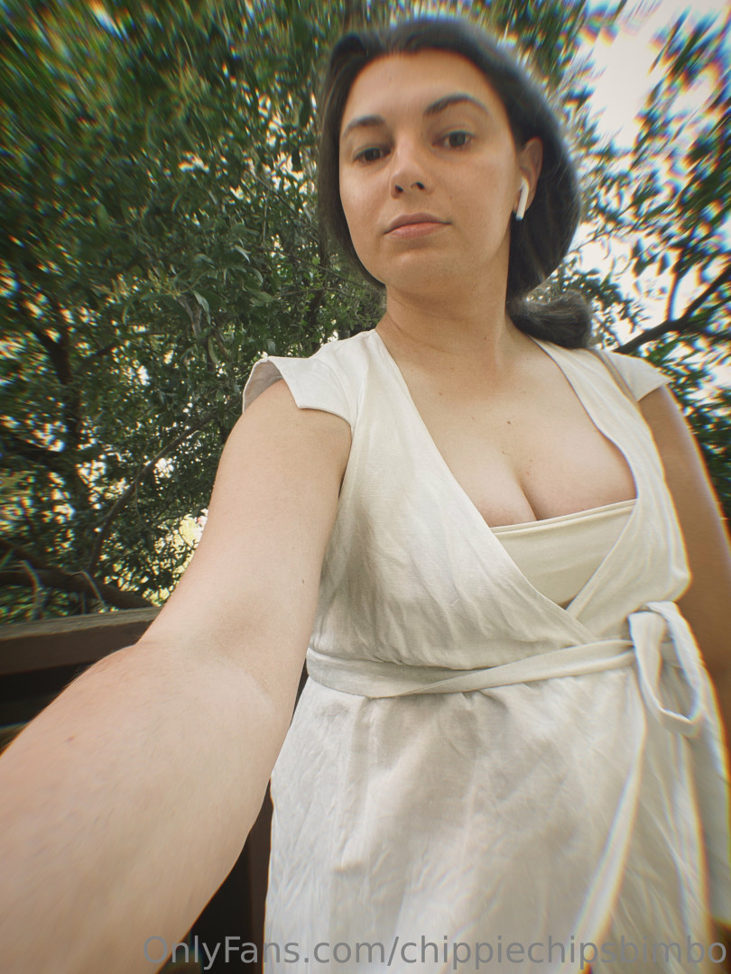 Photo by chippiechipsbimbo published on May 29,2023 02:36:29 - BestThots