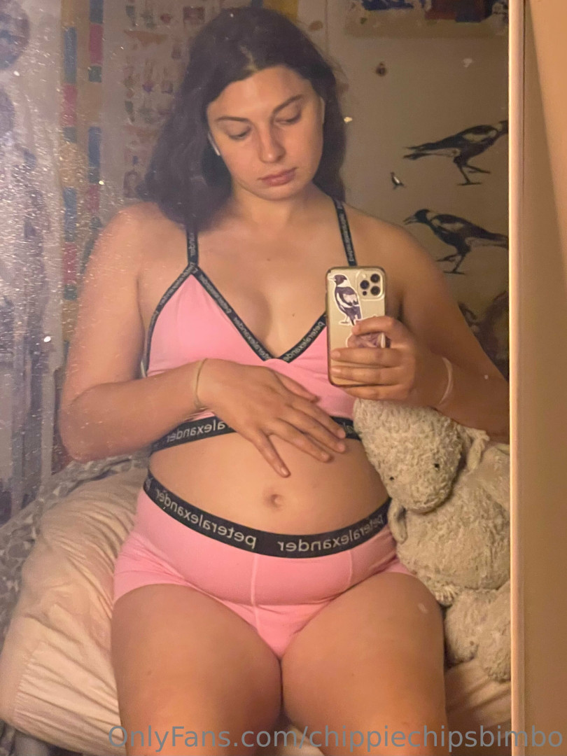 Photo by chippiechipsbimbo published on May 29,2023 02:36:53 - BestThots