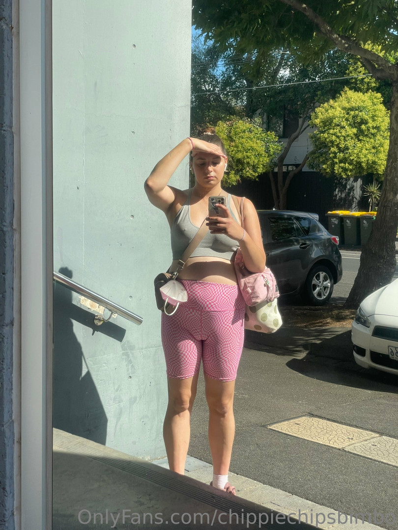 Photo by chippiechipsbimbo published on May 29,2023 02:37:01 - BestThots