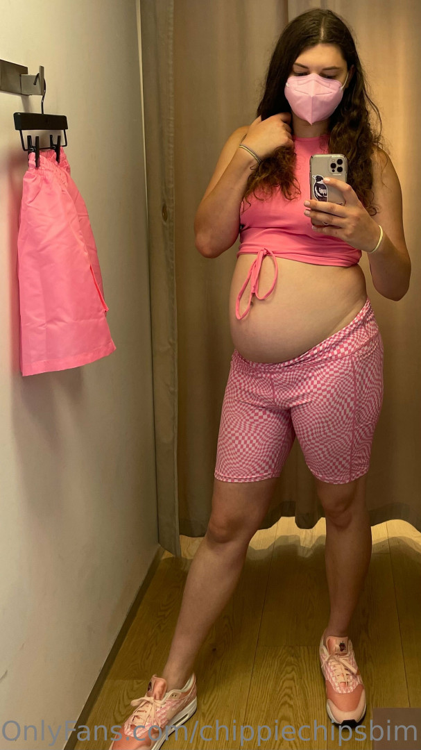 Photo by chippiechipsbimbo published on May 29,2023 02:38:23 - BestThots