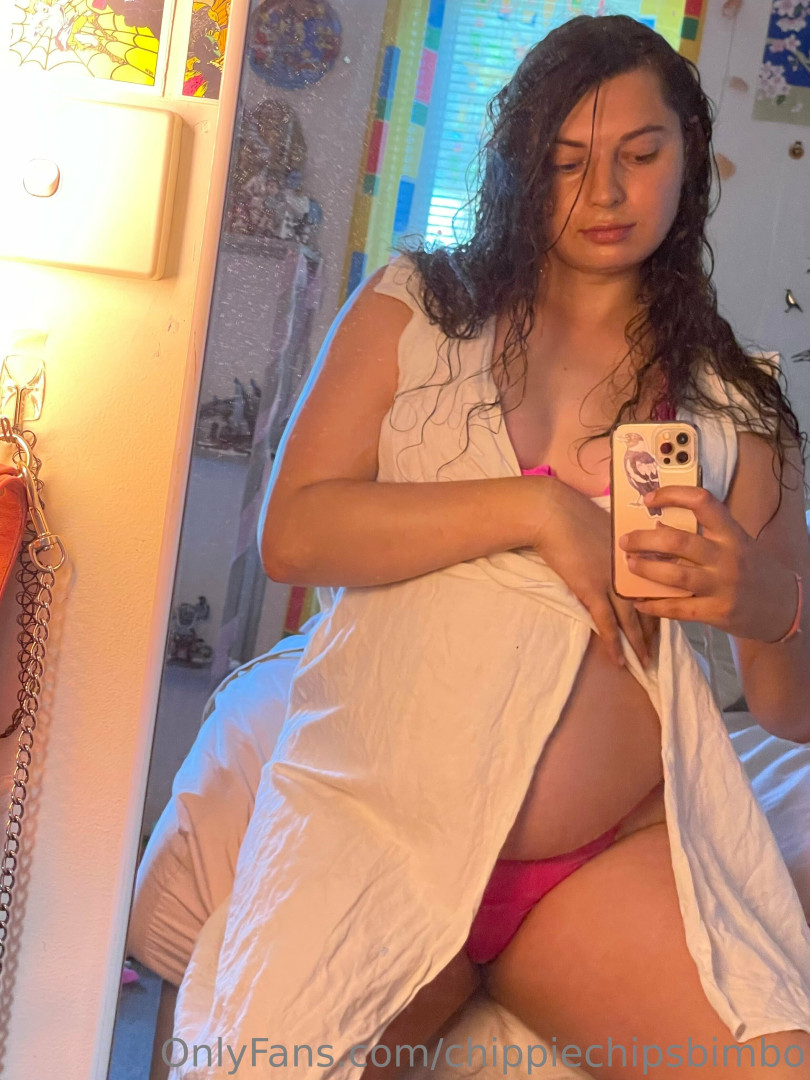 Photo by chippiechipsbimbo published on May 29,2023 02:38:25 - BestThots