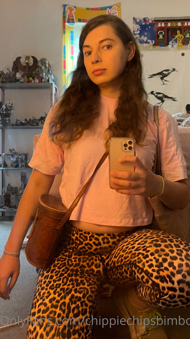 Photo by chippiechipsbimbo published on January 10,2024 22:37:56 - BestThots