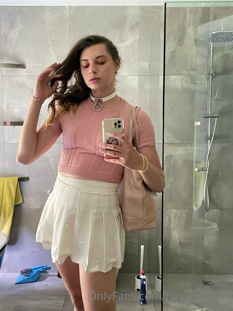 Photo by chippiechipsbimbo published on January 10,2024 22:38:16 - BestThots
