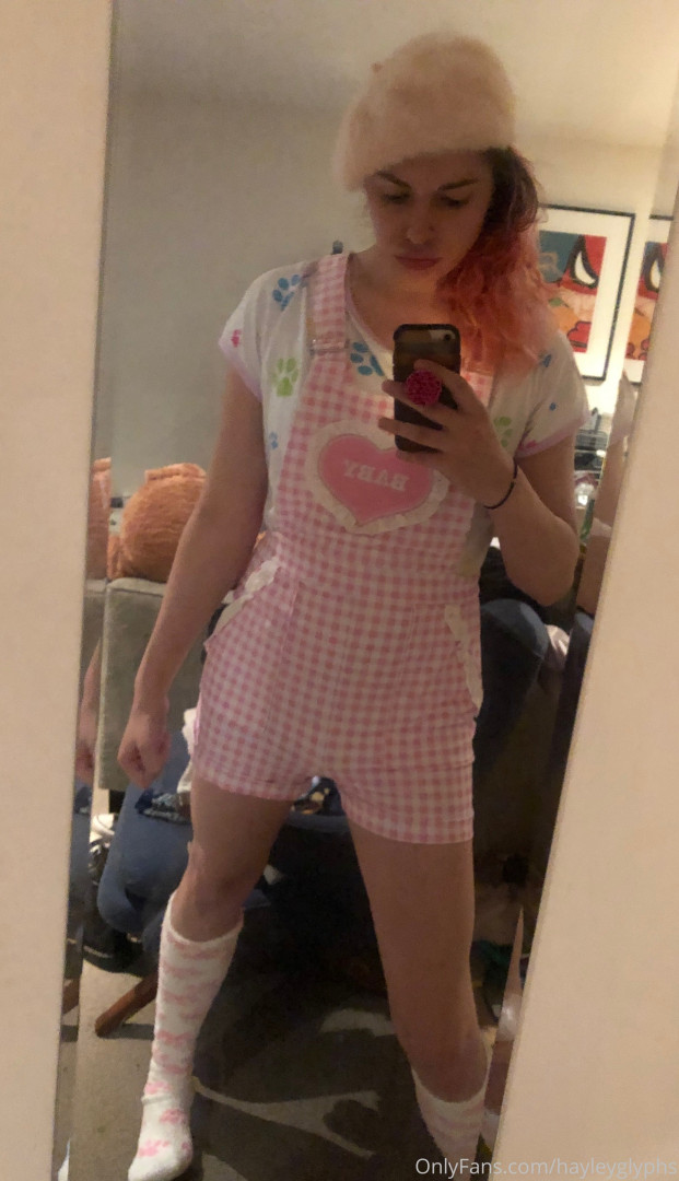 Photo by chippiechipsbimbo published on January 10,2024 22:38:23 - BestThots