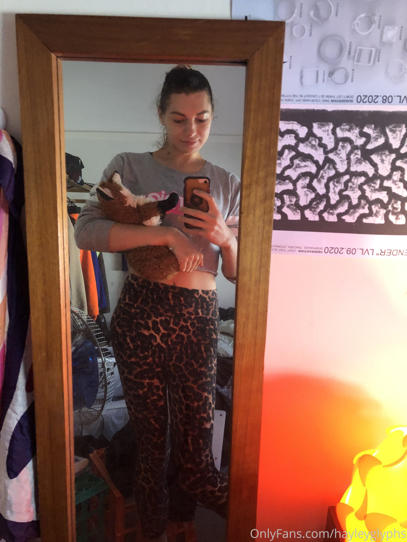 Photo by chippiechipsbimbo published on January 10,2024 22:38:28 - BestThots