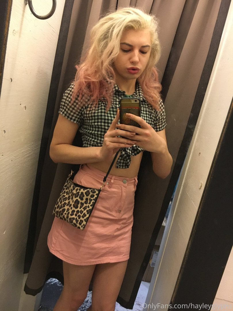 Photo by chippiechipsbimbo published on January 10,2024 22:38:32 - BestThots