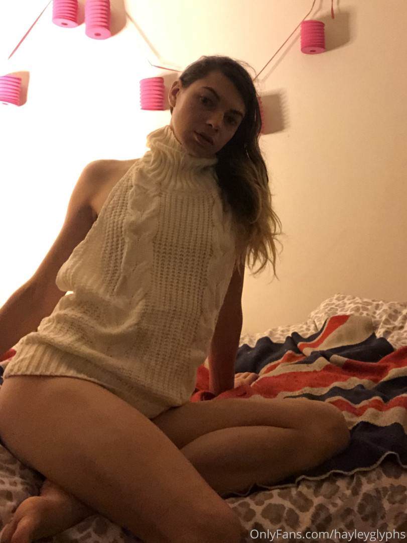 Photo by chippiechipsbimbo published on January 10,2024 22:38:35 - BestThots