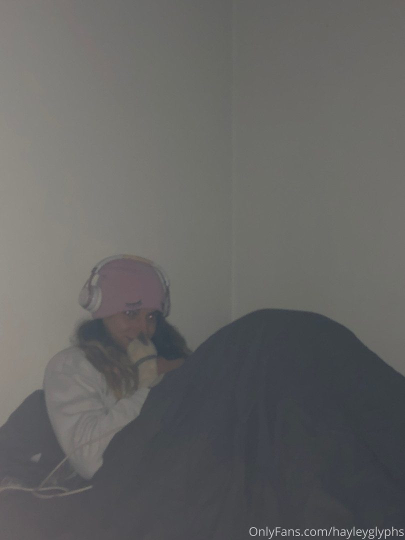 Photo by chippiechipsbimbo published on January 10,2024 22:38:57 - BestThots