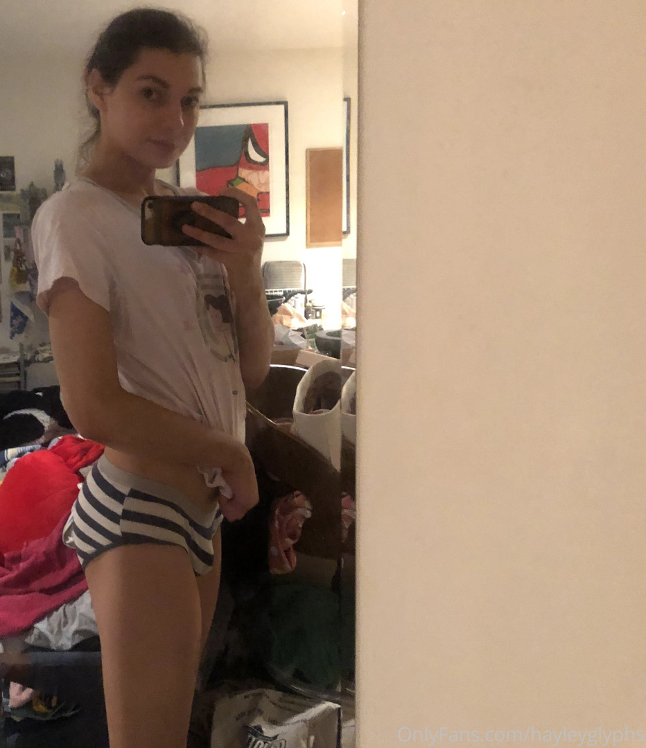 Photo by chippiechipsbimbo published on January 10,2024 22:38:58 - BestThots