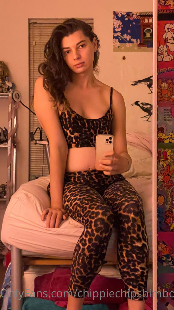 Photo by chippiechipsbimbo published on January 10,2024 22:39:32 - BestThots