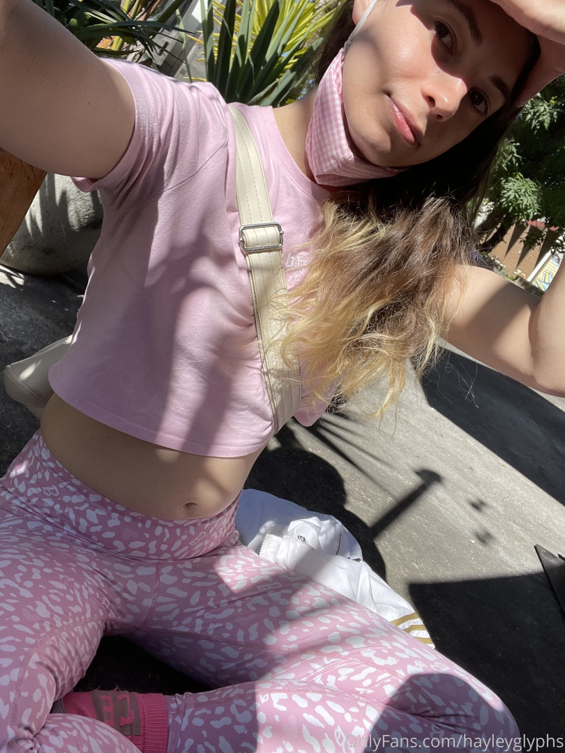 Photo by chippiechipsbimbo published on January 10,2024 22:39:44 - BestThots