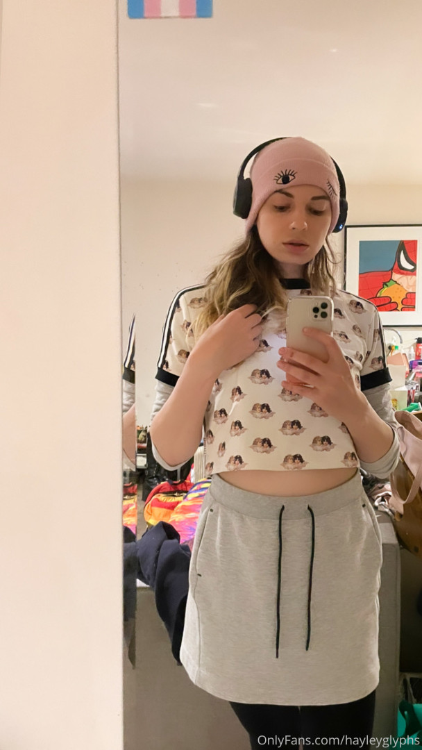 Photo by chippiechipsbimbo published on January 10,2024 22:39:48 - BestThots