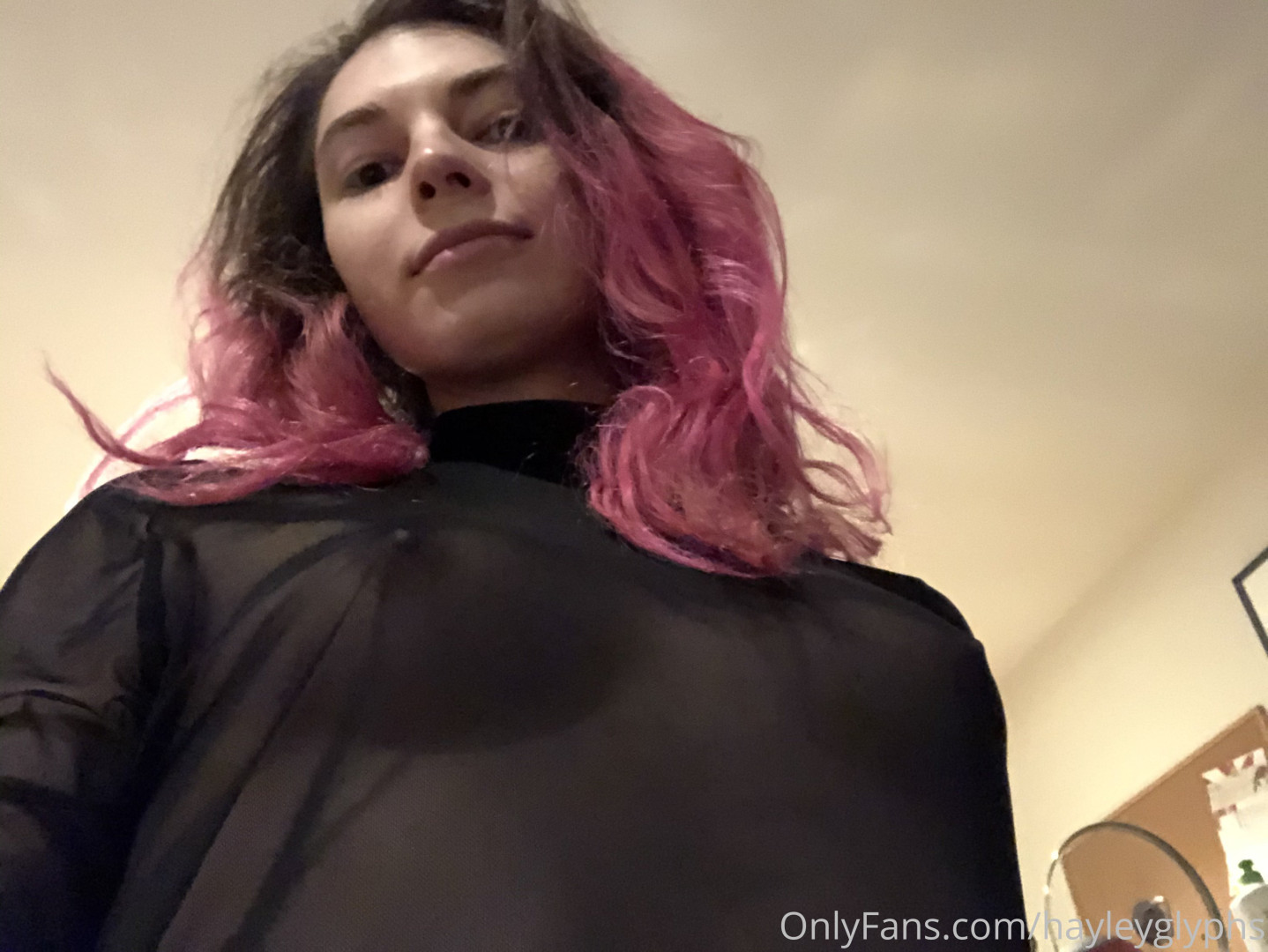 Photo by chippiechipsbimbo published on January 10,2024 22:39:55 - BestThots