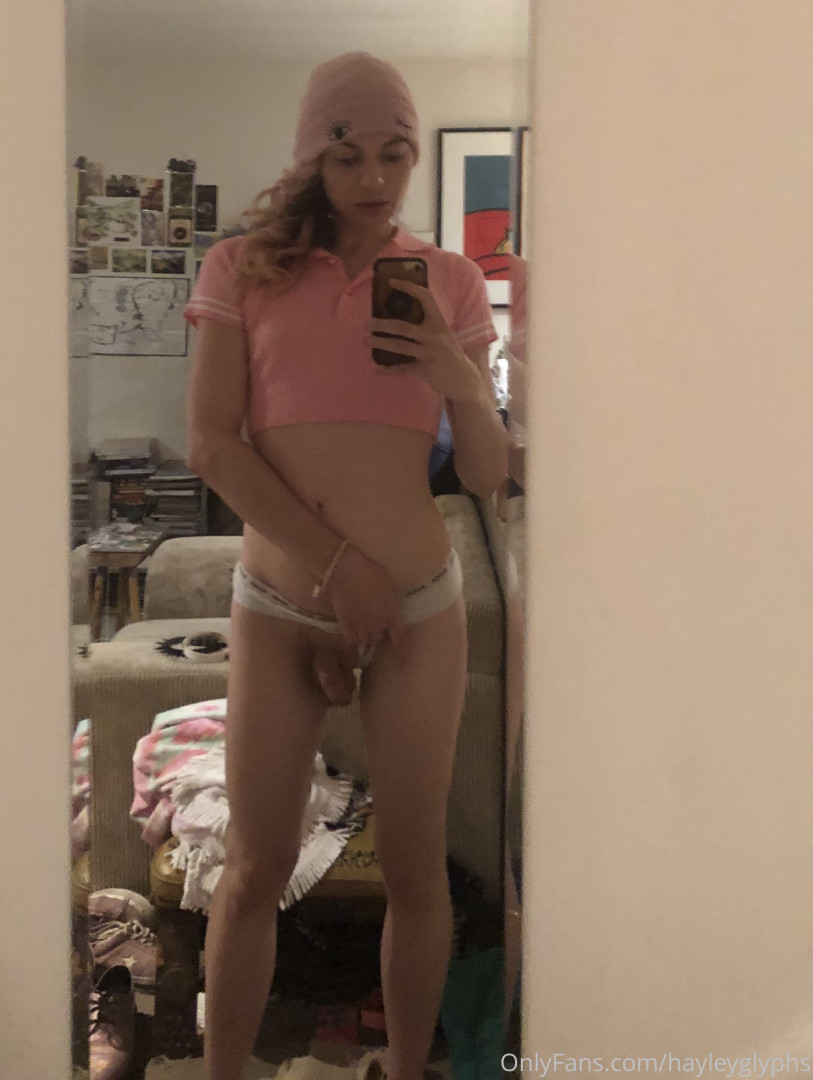 Photo by chippiechipsbimbo published on January 10,2024 22:40:03 - BestThots