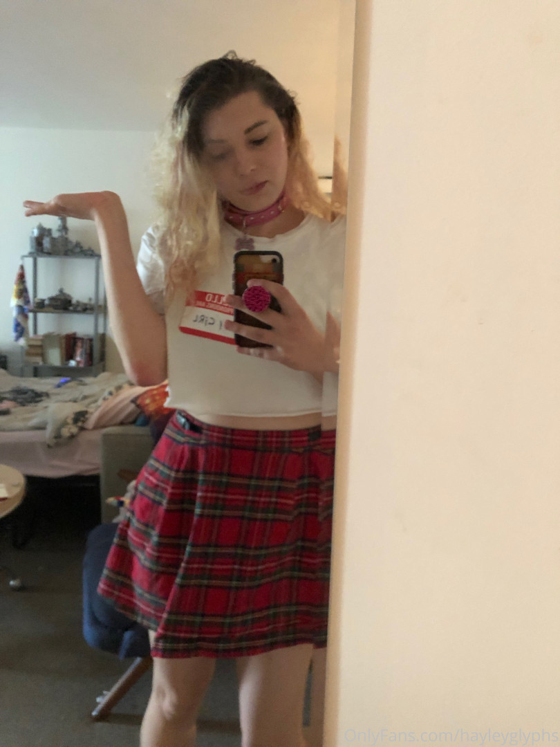 Photo by chippiechipsbimbo published on January 10,2024 22:40:17 - BestThots
