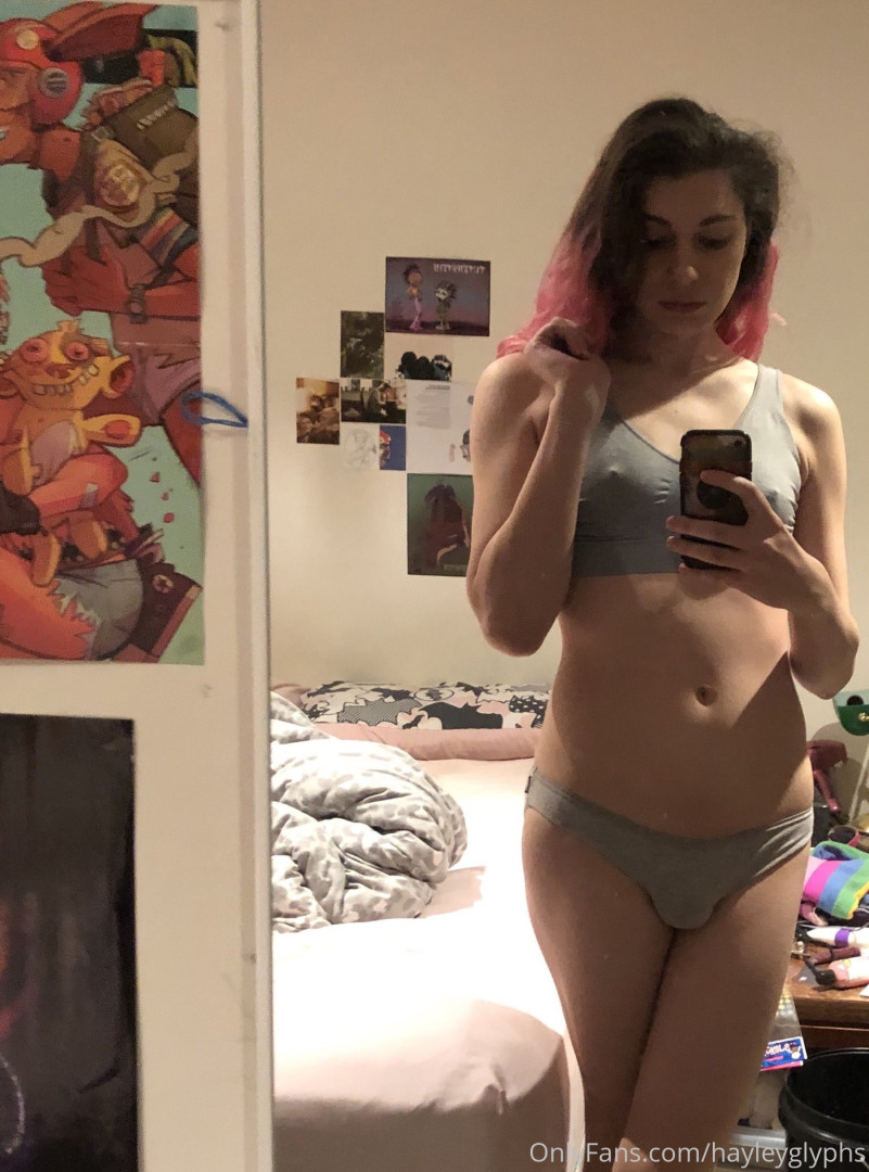 Photo by chippiechipsbimbo published on January 10,2024 22:40:28 - BestThots