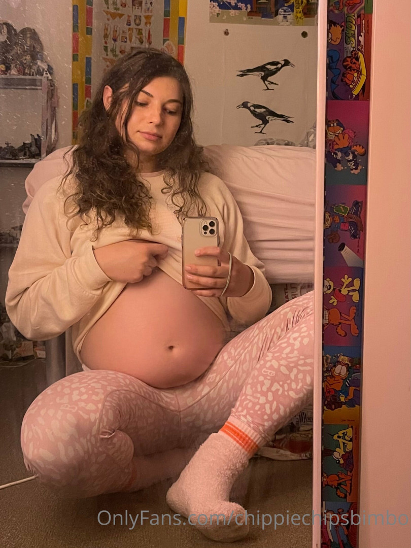 Photo by chippiechipsbimbo published on January 10,2024 22:41:16 - BestThots