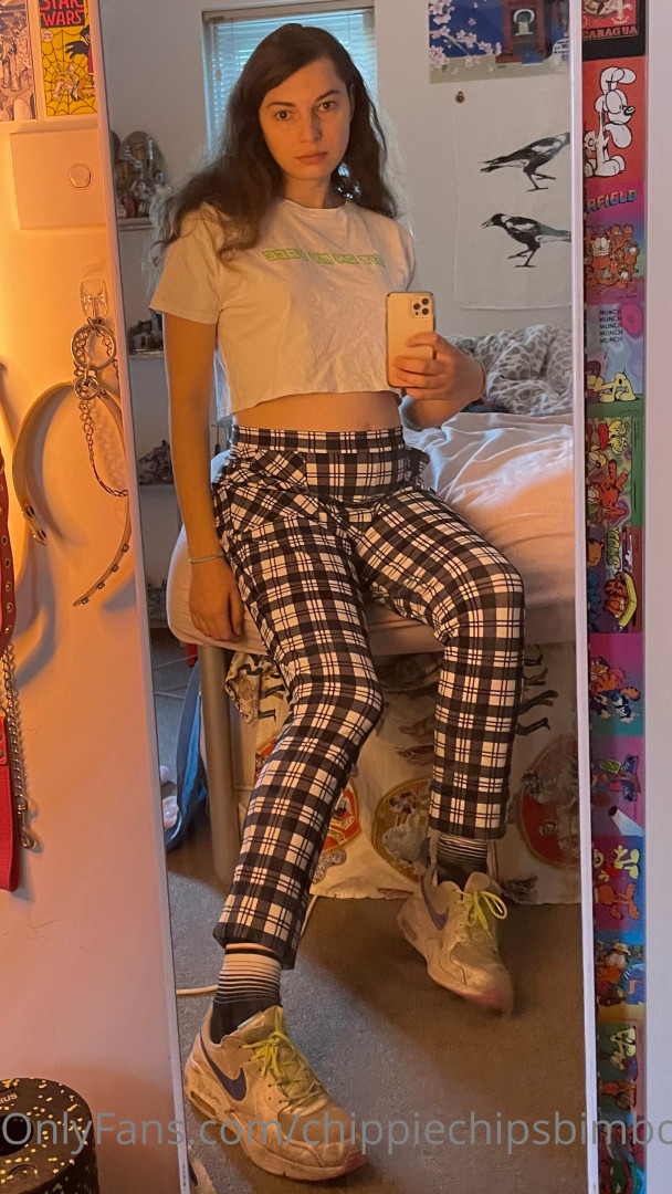 Photo by chippiechipsbimbo published on January 10,2024 22:41:25 - BestThots