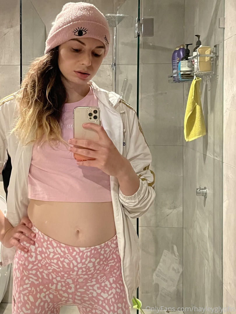 Photo by chippiechipsbimbo published on January 10,2024 22:41:29 - BestThots