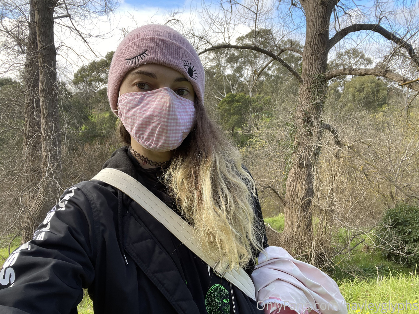 Photo by chippiechipsbimbo published on January 10,2024 22:41:43 - BestThots