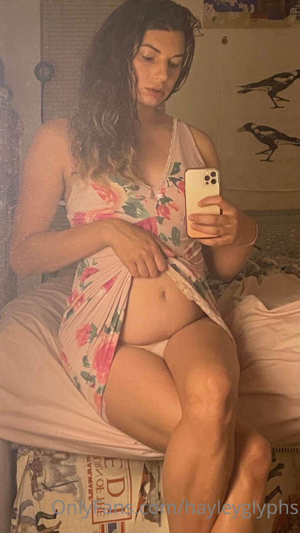 Photo by chippiechipsbimbo published on January 10,2024 22:42:08 - BestThots