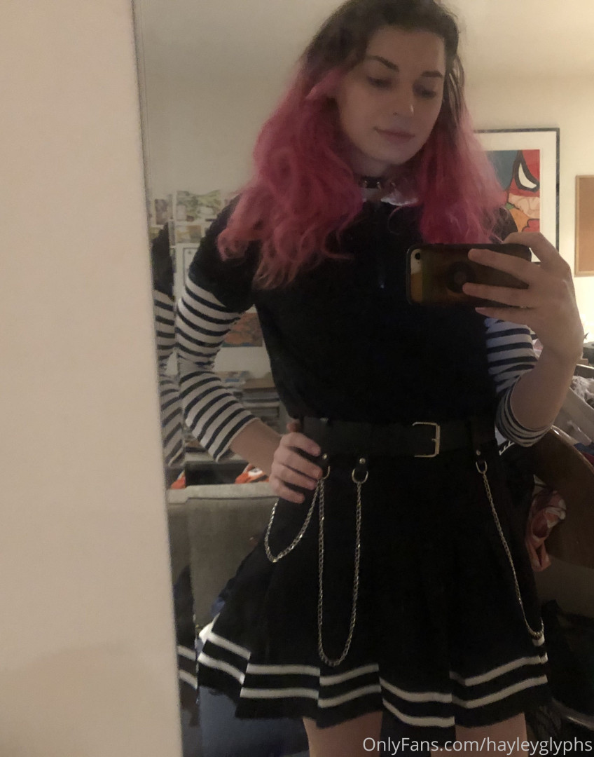 Photo by chippiechipsbimbo published on January 10,2024 22:42:16 - BestThots