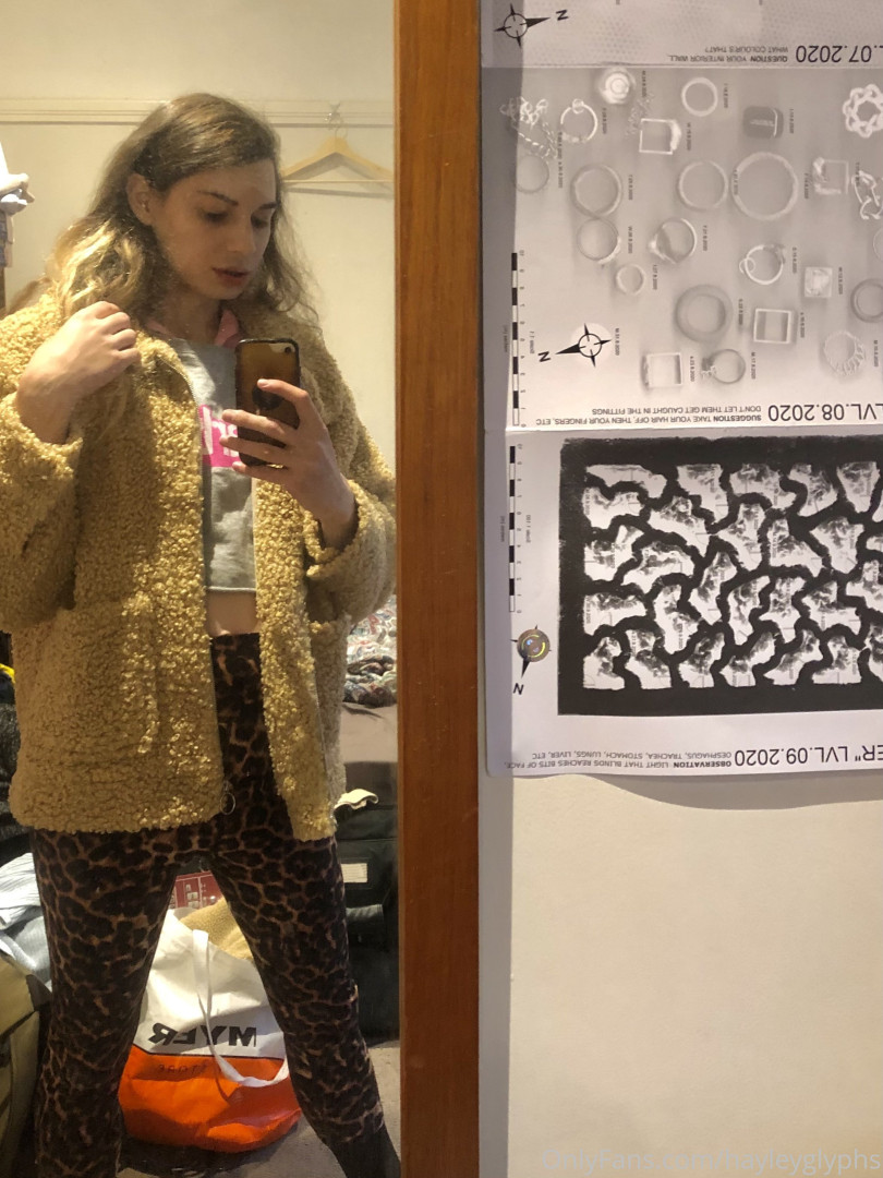 Photo by chippiechipsbimbo published on January 10,2024 22:42:32 - BestThots