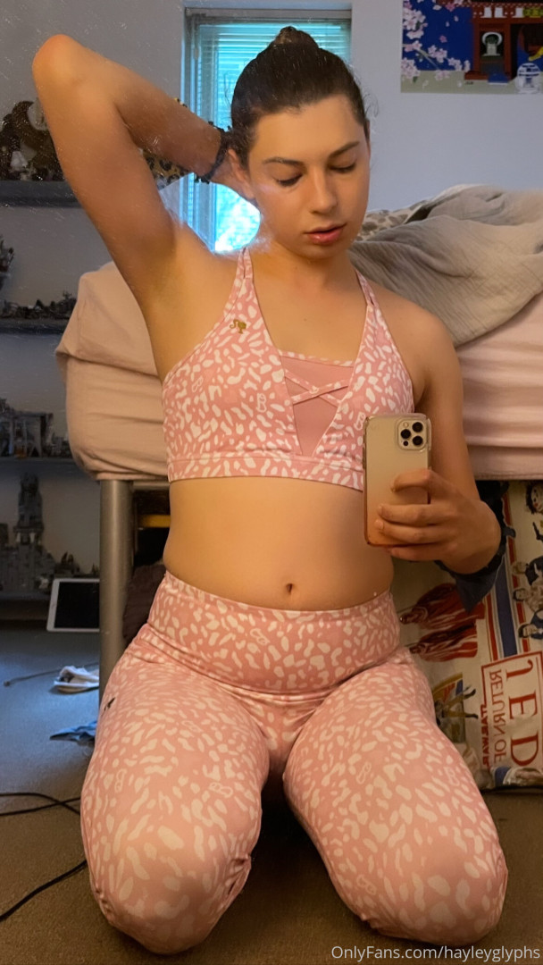 Photo by chippiechipsbimbo published on January 10,2024 22:42:39 - BestThots