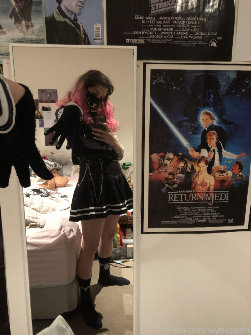 Photo by chippiechipsbimbo published on January 10,2024 22:42:51 - BestThots