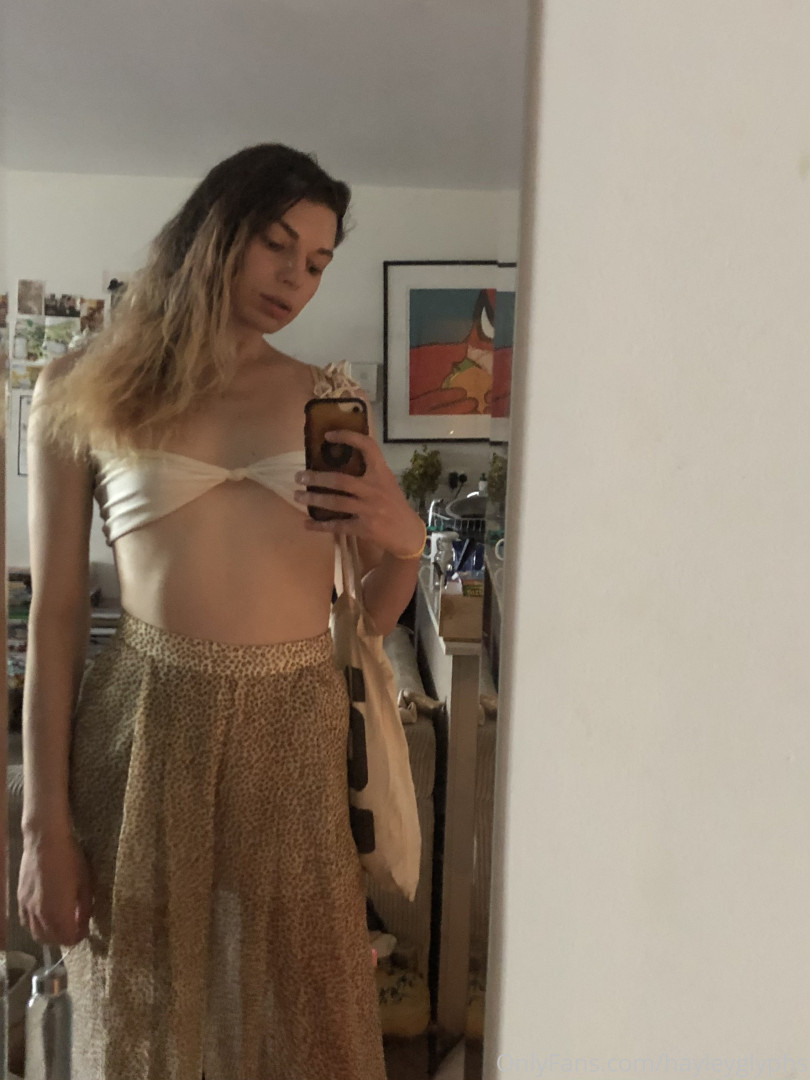Photo by chippiechipsbimbo published on January 10,2024 22:42:55 - BestThots