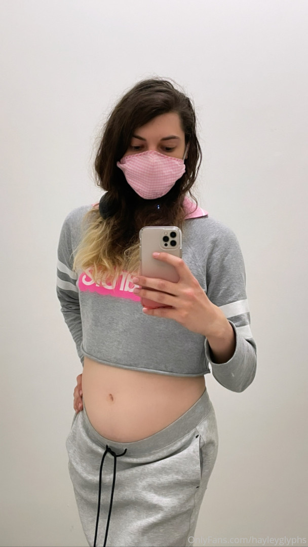 Photo by chippiechipsbimbo published on January 10,2024 22:43:24 - BestThots