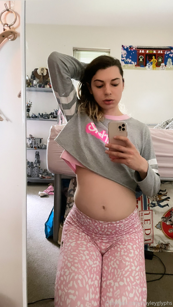 Photo by chippiechipsbimbo published on January 10,2024 22:43:26 - BestThots