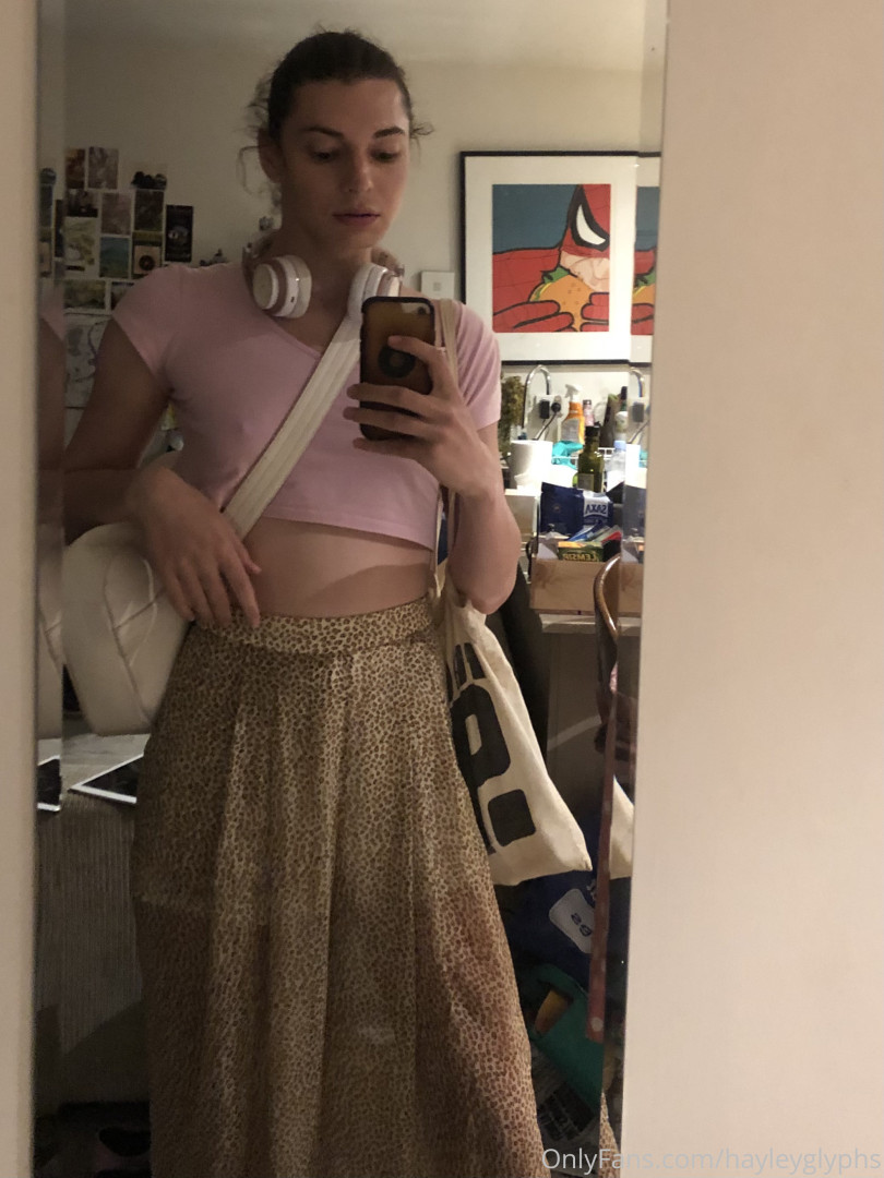 Photo by chippiechipsbimbo published on January 10,2024 22:43:27 - BestThots