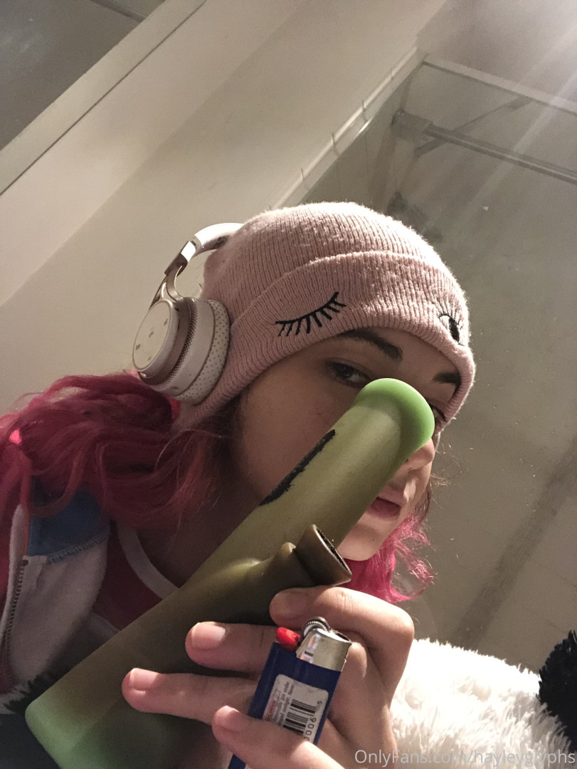 Photo by chippiechipsbimbo published on January 10,2024 22:43:29 - BestThots