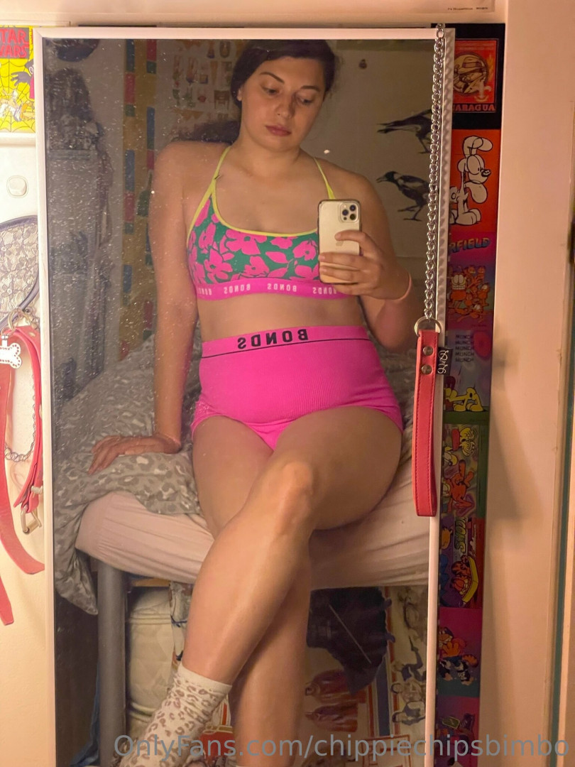 Photo by chippiechipsbimbo published on January 10,2024 22:43:32 - BestThots