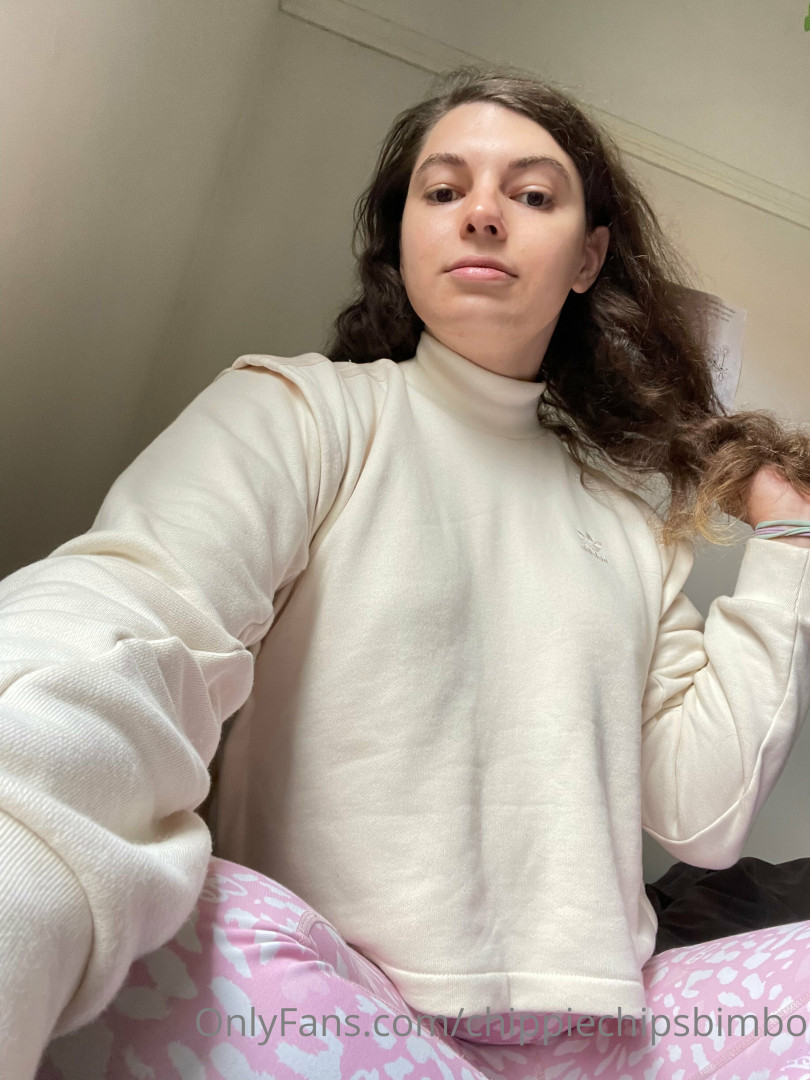 Photo by chippiechipsbimbo published on January 10,2024 22:43:57 - BestThots