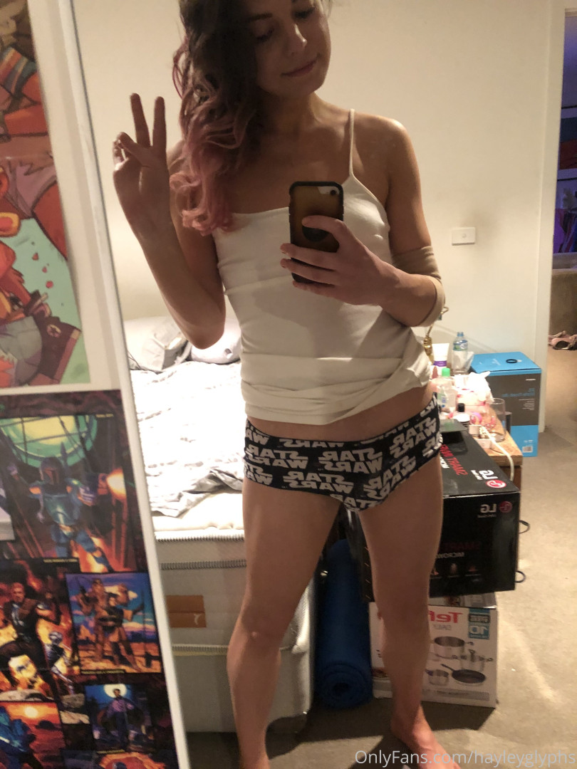 Photo by chippiechipsbimbo published on January 10,2024 22:44:01 - BestThots