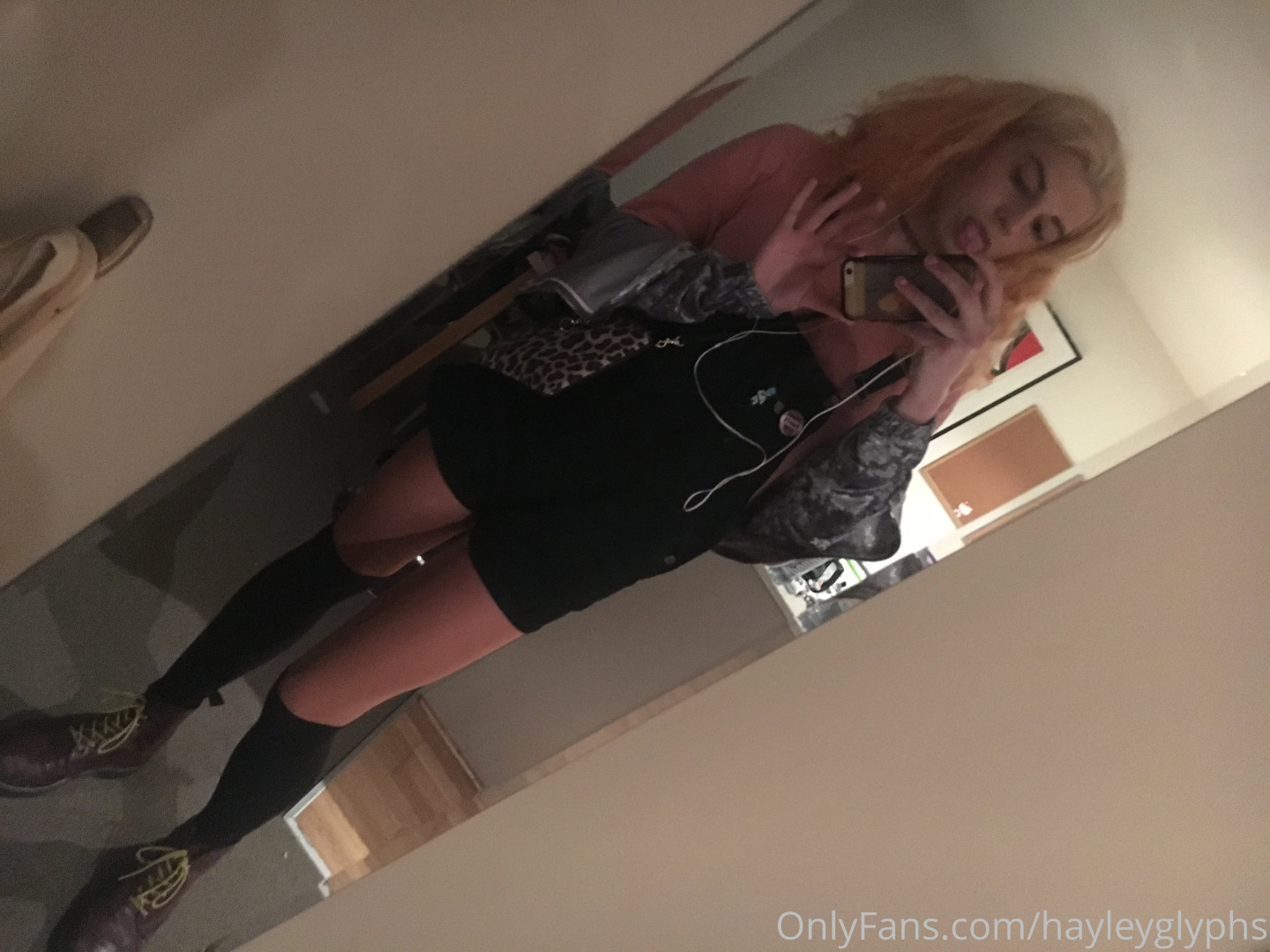 Photo by chippiechipsbimbo published on January 10,2024 22:44:10 - BestThots