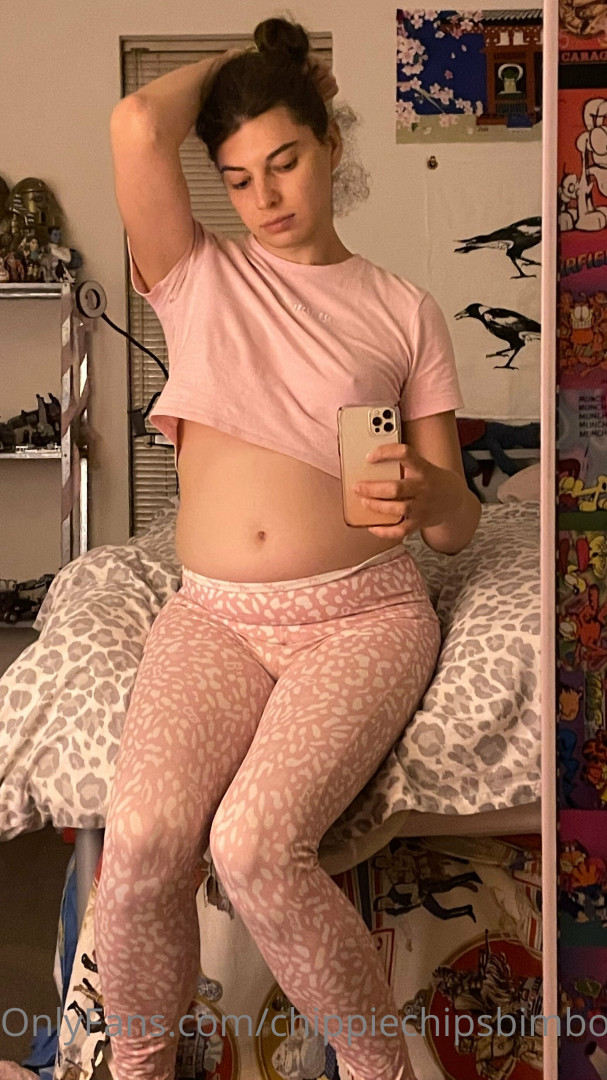 Photo by chippiechipsbimbo published on January 10,2024 22:44:23 - BestThots