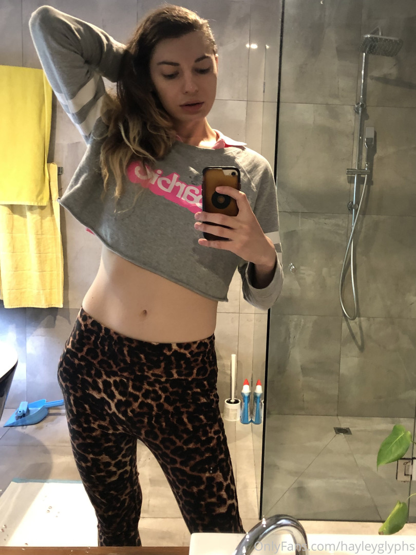 Photo by chippiechipsbimbo published on January 10,2024 22:44:28 - BestThots