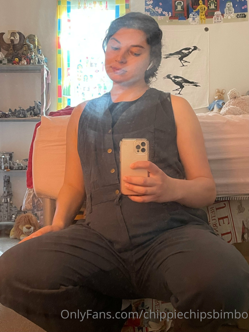 Photo by chippiechipsbimbo published on January 10,2024 22:44:34 - BestThots