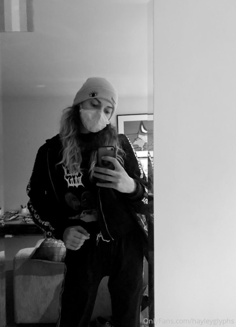 Photo by chippiechipsbimbo published on January 10,2024 22:45:10 - BestThots