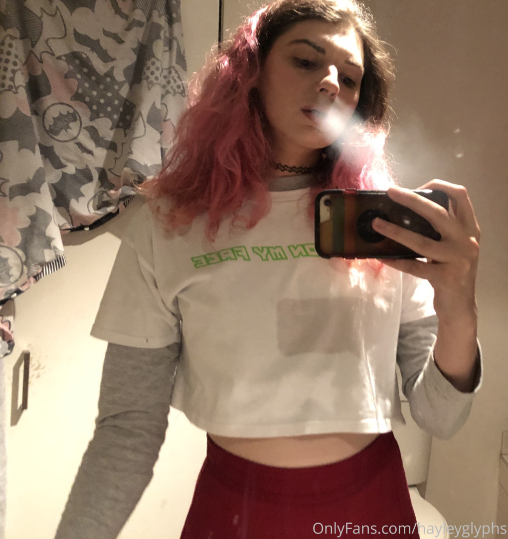 Photo by chippiechipsbimbo published on January 10,2024 22:45:17 - BestThots
