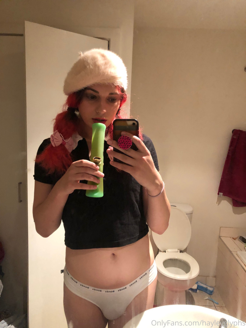Photo by chippiechipsbimbo published on January 10,2024 22:45:39 - BestThots