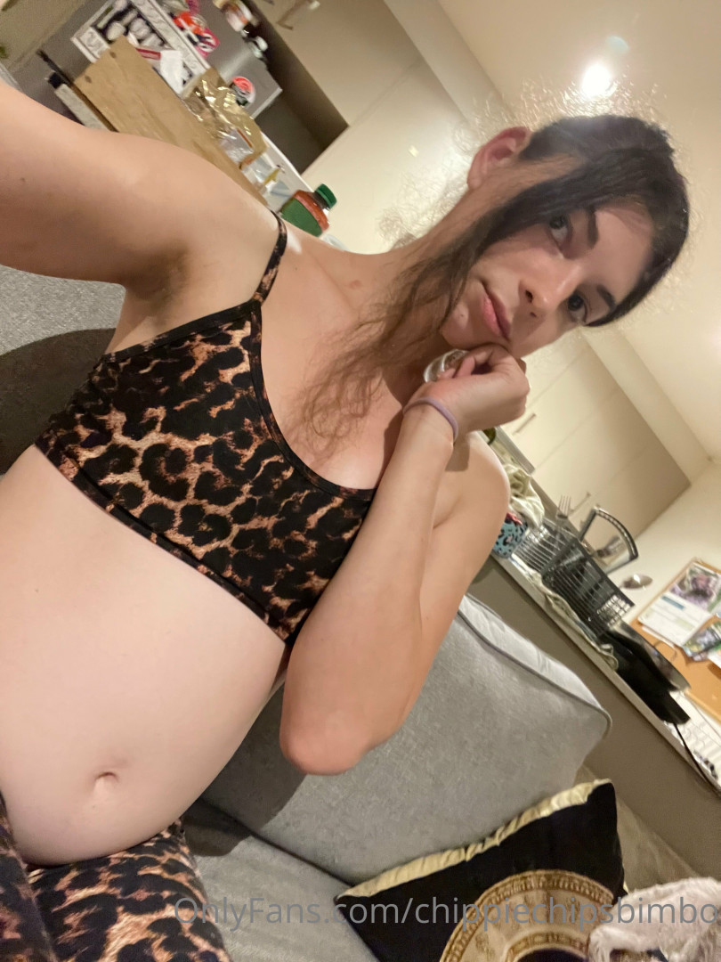 Photo by chippiechipsbimbo published on January 10,2024 22:45:56 - BestThots