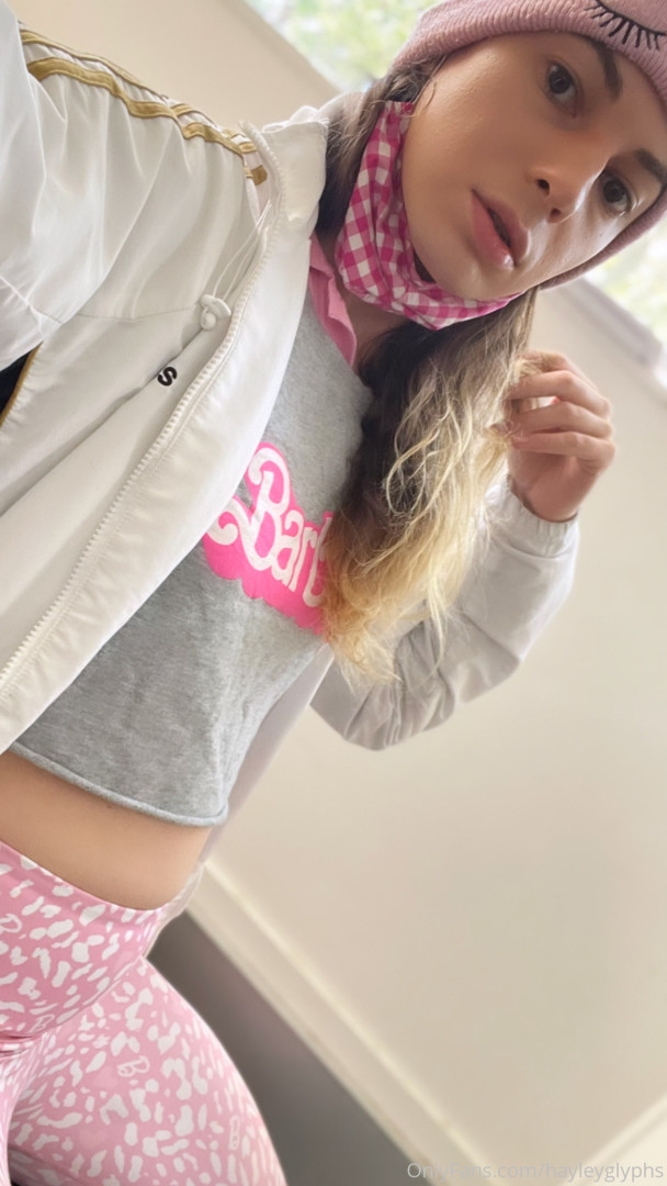 Photo by chippiechipsbimbo published on January 10,2024 22:46:11 - BestThots