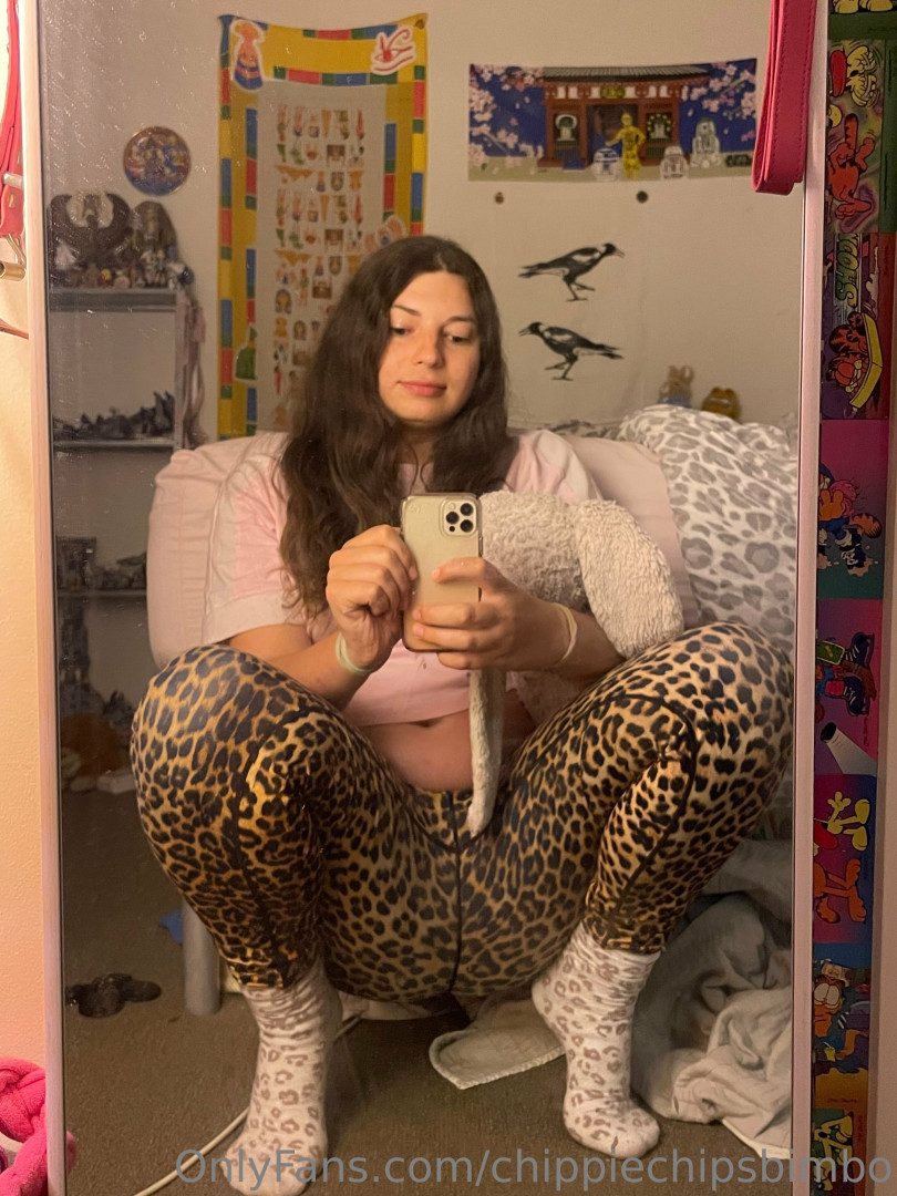 Photo by chippiechipsbimbo published on January 10,2024 22:46:23 - BestThots