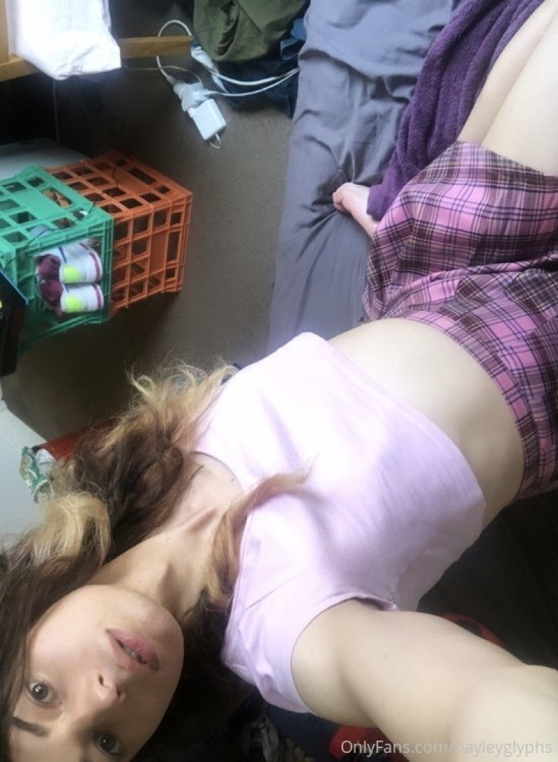 Photo by chippiechipsbimbo published on January 10,2024 22:46:24 - BestThots